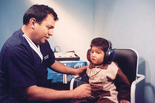 ENT session Peru Peru 2003:
Addressing cleft-connected hearing loss.
