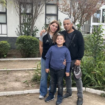Brandon and his family Fundacion Gantz TF