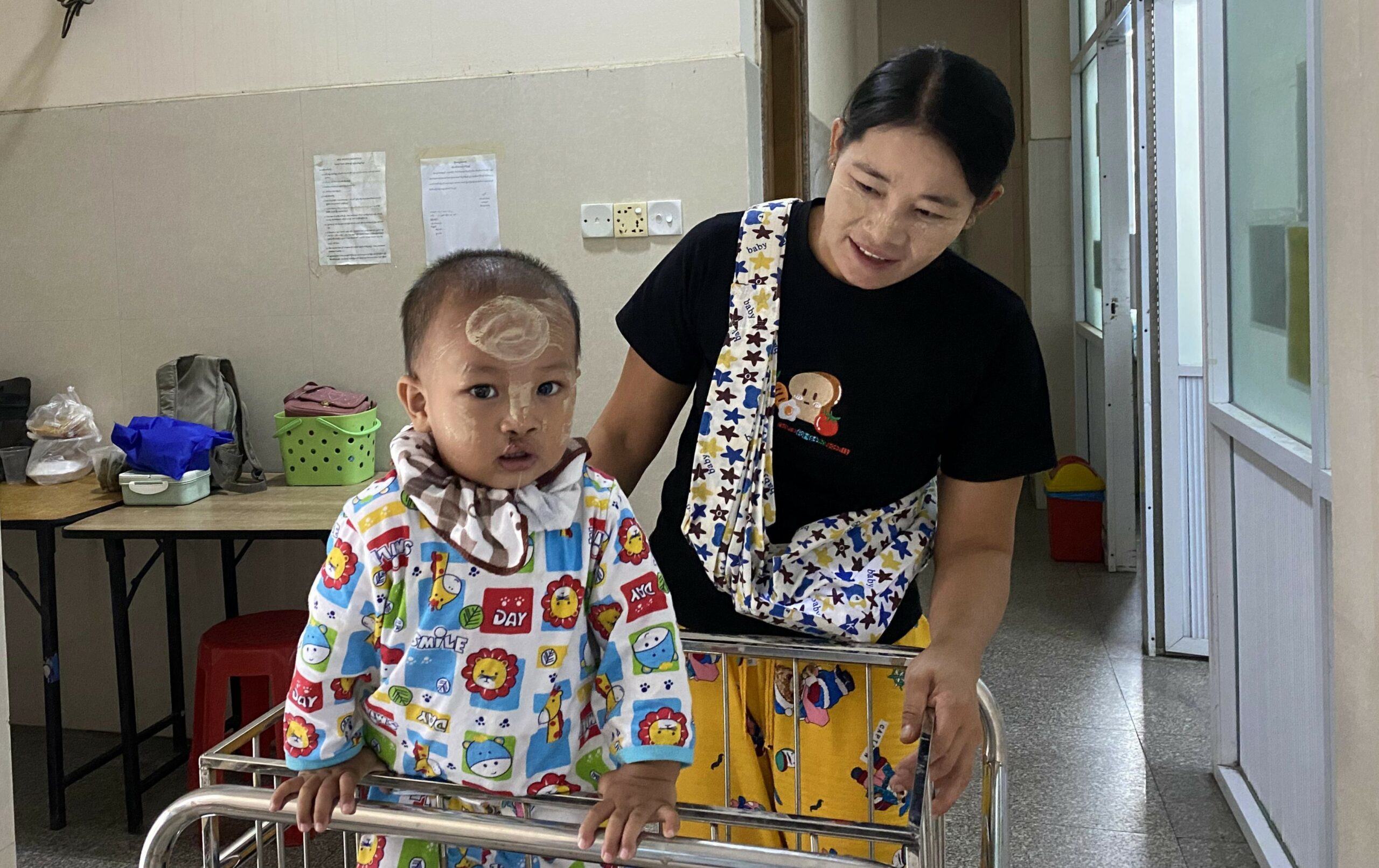 Myanmar_3_Cleft_Surgery_Recovery Mother & son, post-surgery